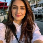 Aarti Chhabria Instagram - Success is getting what you want. Happiness is wanting what you get. ~Dale Carnegie. How about successful and happy! That’s ideal.. 🥰 ain’t it ? . . . . . . #quotes #quoteoftheday #success #happiness #me #i #she #love #loveme