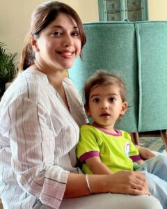 Addite Shirwaikar Malik Instagram - Every first is special.. Mimi says..My first school uniform, I love it as green is  my fav colour too.. It was indeed a Happy First day , new friends, new teachers , new toys.. I loved it all..Mimi & Baba told me to remember just one thing while I head out to explore ‘Be yourself’