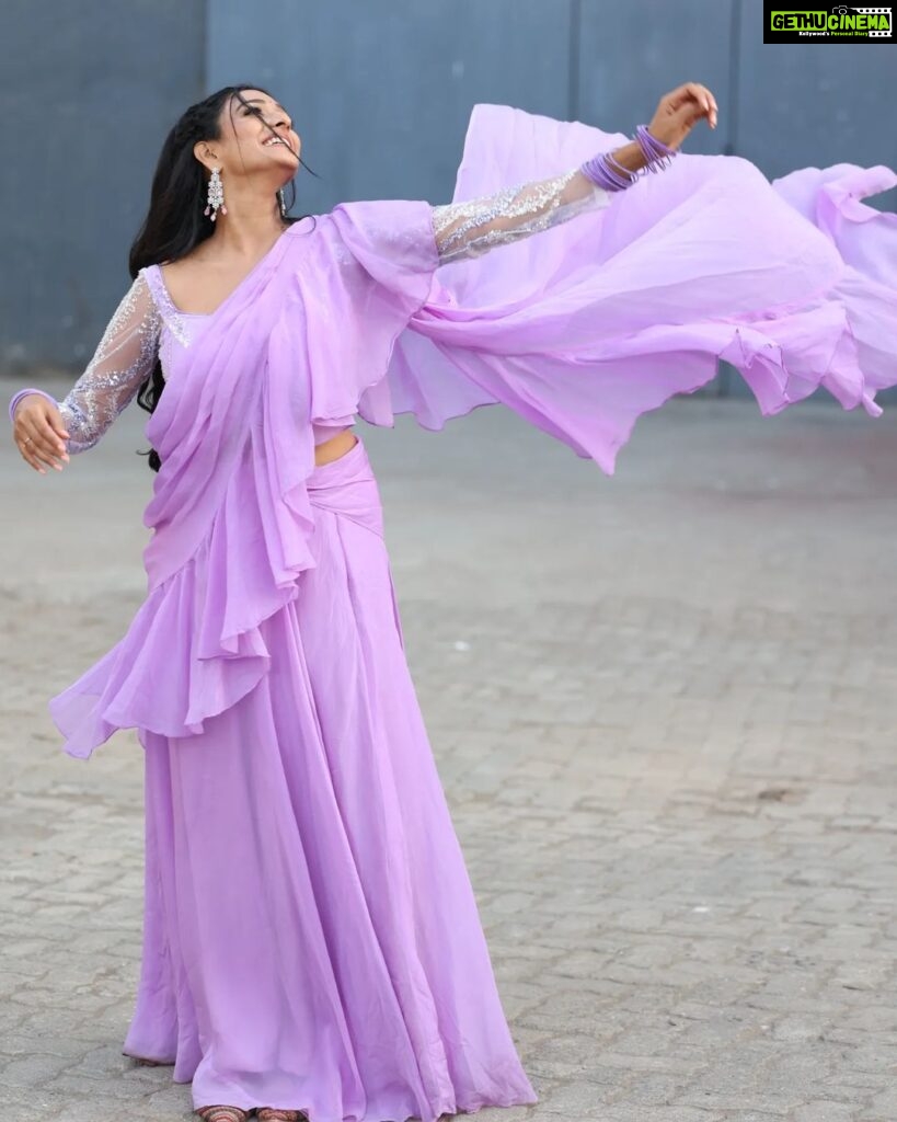 Aishwarya Khare Instagram - La la lilac land 💜