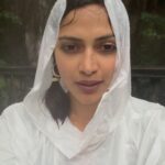 Amala Paul Instagram - Nature ~ a place where beauty, hope and magic stay alive 🧚🏻‍♀️ Go where you feel most alive 💘 #solivagant #gypsysoul #bali #wanderlust #mamanature Sacred Monkey Forest Sanctuary Ubud