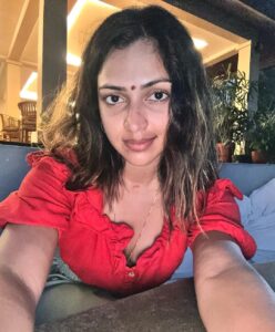 Amala Paul Instagram - Bliss is buzzing, flowing through all that was standing in the way. ✨🕊️

#ubud #pyramidofchi #lightsoundvibration #healingjourney #flow #solivagant #lightguidance