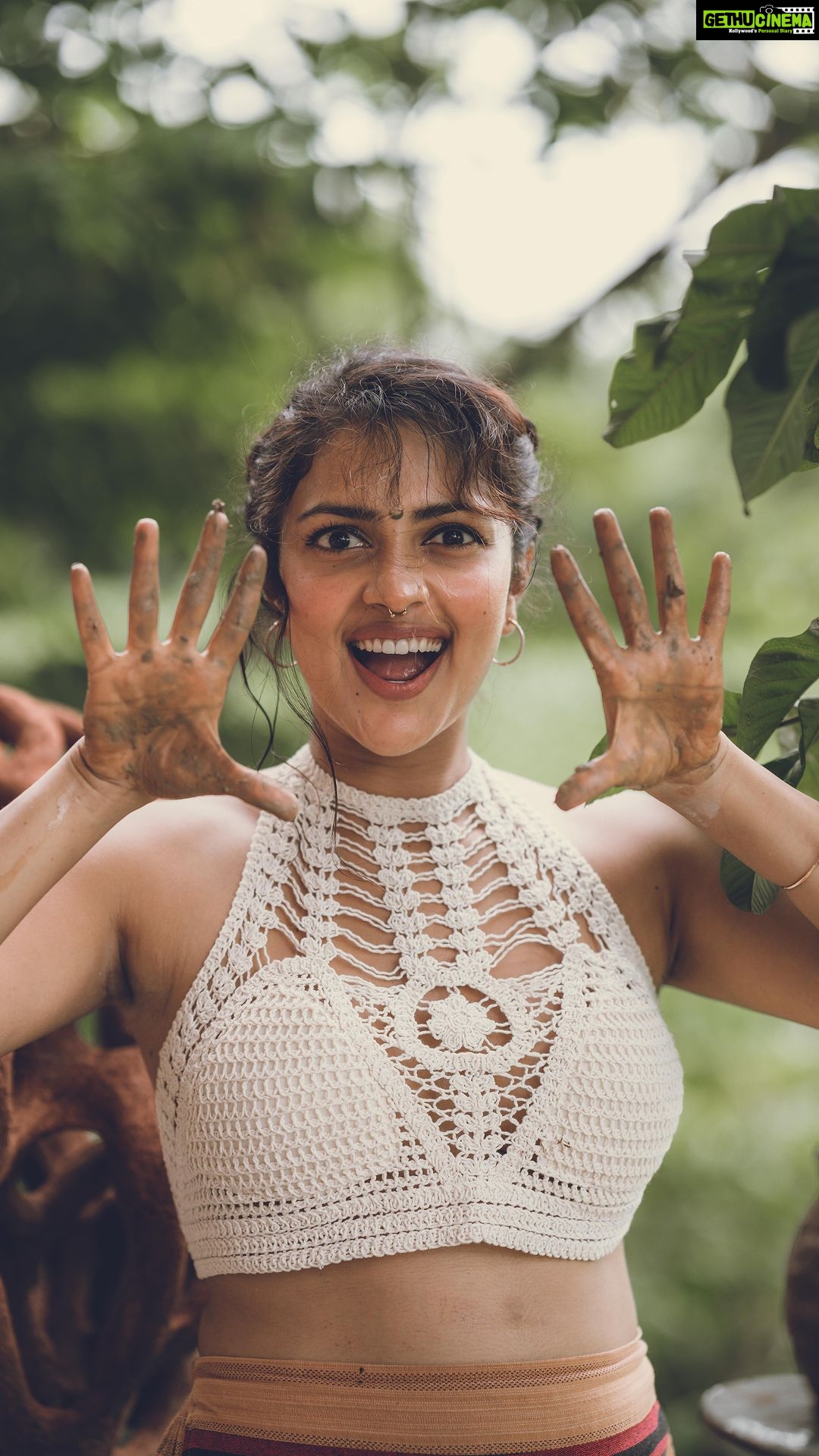 Amala Paul Instagram - Pottery therapy: finding peace In the realm of clay and creativity. This video is dedicated to the incredible individual @yedhu__vj and everyone at @terracraftskochi @thejanbo.co for their knowledge, patience, and for creating a space that allowed this art to flourish. πΈπ Team catalyst: @viimal Production: @shyamal.ap Photography: @_harikumar._ @haaary._ Bts : @__naim.___ Photography assist : @_fahadh_x_ #pottery #artwork #potterygram #ceramic #clay #handmade #craftsmanship