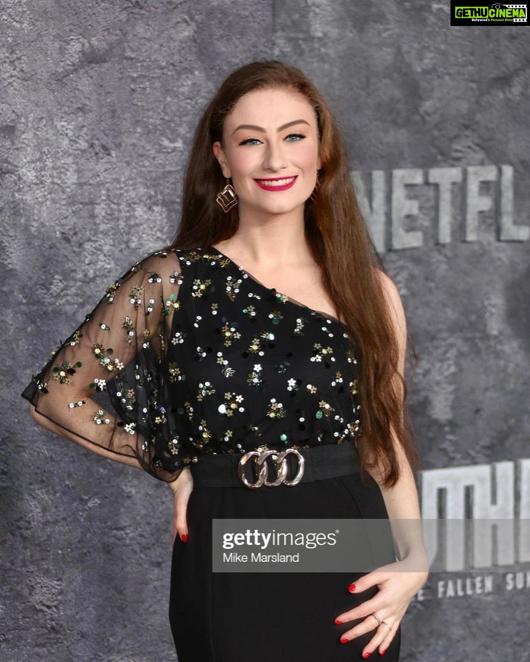 Amber Doig Thorne Instagram - Happy Friday!What was the highlight of your week? Mine was the Luther World Premiere 😍 I loved the TV show so was VERY excited to watch the film sequel “Luther: The Fallen Sun” - and it was everything I hoped it would be! Idris Elba and Andy Serkis we’re fantastic as always 🔥 Thank you @netflixuk @streamlinepr for a wonderful evening ❤️ 👗 Adele Sequinned Dress from @phaseeight 📍 World Premiere of “Luther: The Fallen Sun” ❤️ #Luther #lutherthefallensun #idriselba #premiere #filmpremiere #filmpremier #moviepremiere #moviepremier #premiere #premier #amberdoigthorne #ambzdt #redcarpet #redcarpetstyle #redcarpetlook #redcarpetfashion #redcarpetdress #redcarpetlooks #redcarpetmakeup #redcarpetdresses #redcarpetready #redcarpetmoment #redcarpetmoments #redcarpetpremiere #redcarpetmanicure #redcarpethair #redcarpetjewelry BFI IMAX