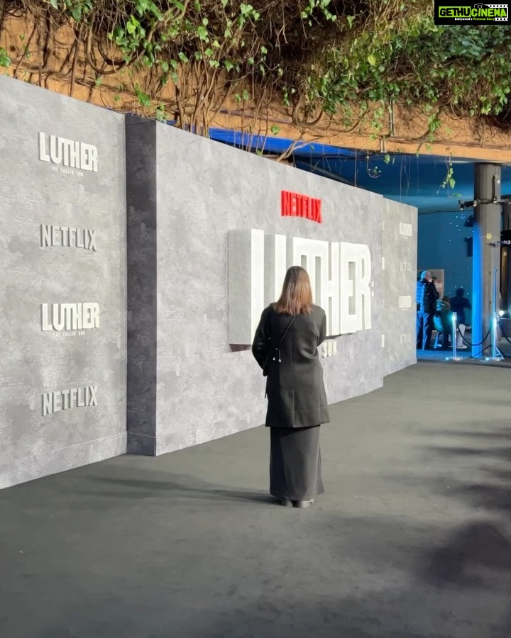 Amber Doig Thorne Instagram - Happy Friday!What was the highlight of your week? Mine was the Luther World Premiere 😍 I loved the TV show so was VERY excited to watch the film sequel “Luther: The Fallen Sun” - and it was everything I hoped it would be! Idris Elba and Andy Serkis we’re fantastic as always 🔥 Thank you @netflixuk @streamlinepr for a wonderful evening ❤️ 👗 Adele Sequinned Dress from @phaseeight 📍 World Premiere of “Luther: The Fallen Sun” ❤️ #Luther #lutherthefallensun #idriselba #premiere #filmpremiere #filmpremier #moviepremiere #moviepremier #premiere #premier #amberdoigthorne #ambzdt #redcarpet #redcarpetstyle #redcarpetlook #redcarpetfashion #redcarpetdress #redcarpetlooks #redcarpetmakeup #redcarpetdresses #redcarpetready #redcarpetmoment #redcarpetmoments #redcarpetpremiere #redcarpetmanicure #redcarpethair #redcarpetjewelry BFI IMAX