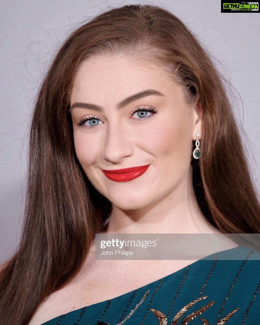 Amber Doig Thorne Instagram - Throwback to my fave Premiere of 2022 - The Witcher: Blood Origin 🗡 Are you a fan of the Witcher TV Show, books or the game? 😍 I bought all 8 books for Christmas & can’t wait to start reading them 📚 And I’m going to start the game soon too🙈🎮 Thank you @netflixuk, @witchernetflix & @wearemediahive for a fabulous evening 😍 🤍 This gorgeous gown is from @phaseeight 📍World Premiere of “The Witcher: Blood Origin” #thewitchernetflix #thewitcherseries #thewitcherbloodorigin #thewitcher #premiere #filmpremiere #filmpremier #moviepremiere #moviepremier #premiere #premier #amberdoigthorne #ambzdt #redcarpet #redcarpetstyle #redcarpetlook #redcarpetfashion #redcarpetdress #redcarpetlooks #redcarpetmakeup #redcarpetdresses #redcarpetready #reecarpetmoment #redcarpetmoments #redcarpetpremiere BFI Southbank