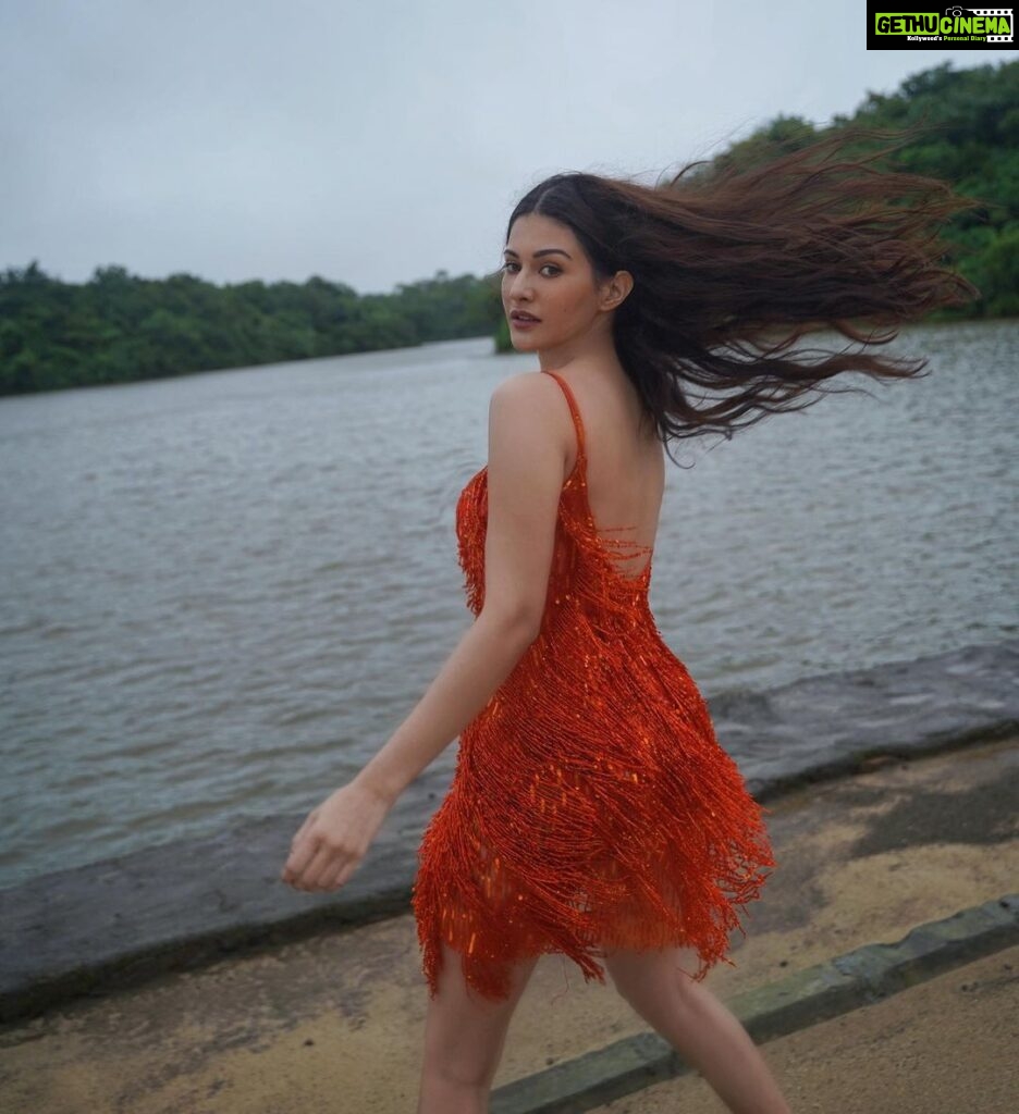 Amyra Dastur Instagram - Kissed by the wind 🌬️ ♥️ . . . Shot by @dieppj Styled by @malvika_tater Wearing @naeemkhannyc Hair @mugshotbyzeba MUA @miimoglam Canary Islands Resort & Spa