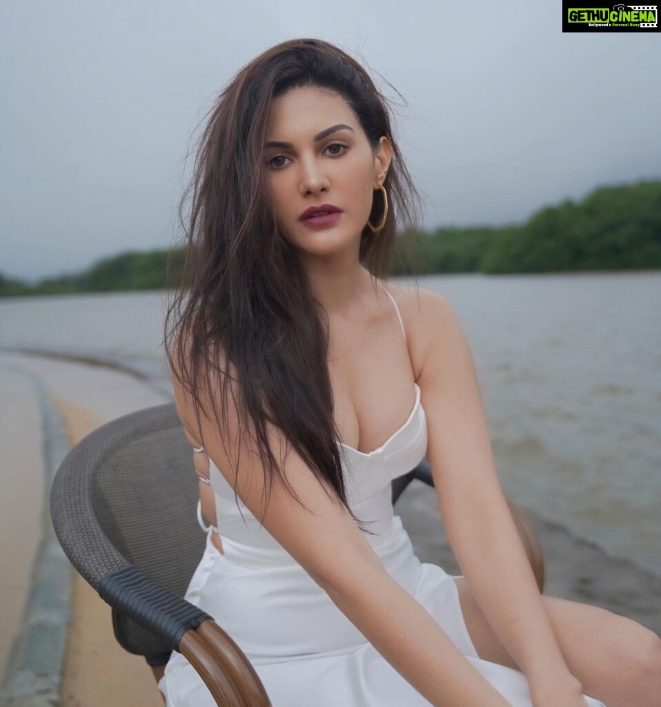 Amyra Dastur Instagram - Cloudy days ☁️ . . . Shot by @dieppj Styled by @malvika_tater Hair by @mugshotbyzeba MUA @miimoglam Canary Islands Resort & Spa