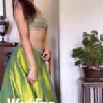 Amyra Dastur Instagram - #HELLOExclusive: Does a full hair and make-up team surrounding you whilst you get dressed to play the role of the perfect wedding attendee sound daunting? Let the ultimate beauty maven, Amyra Dastur (@amyradastur93), convince you to be your own MUA for the wedding season! . Bookmark this for all those upcoming weddings and get ready to make heads turn like Dastur with minimal glam at its best! . Wardrobe Courtesy: Matsya @matsyaworld