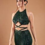 Amyra Dastur Instagram - Keeping it simple for the #filmfareottawards 2022 💫 . . . Wearing @bhawnarao_couture Jewellery @anmoljewellers @dipublicrelations Styled by @malvika_tater Hair @akshatahonawar MUA @niyati_kothari Shot by @saurabh_sonkar