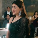 Amyra Dastur Instagram - 💔 #kyalogetum 🎶💔🎶 . . . @akshaykumar @bpraak @arvindrkhaira @jaani777 @rajitdev @desimelodies