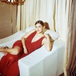 Amyra Dastur Instagram - Captured in Analog Film ♥️ . . . Shot by @dieppj Mumbai, Maharashtra