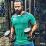 Amzath Khan Instagram - Sweat the stress out 💪 #fitness #fitnessmotivation #stayfit #workinprogress #workout Chennai, India