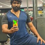 Amzath Khan Instagram - Lots of work to do on ownself 😶 Lets get started yeah ! #workinprogress Chennai, India