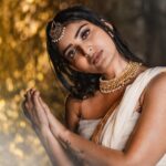 Ananya Nagalla Instagram – No caption

MUA : @lakshmi_makeupartistry

Location : @studiorangasthalam 

👗 : @vijayasatharla 

📷 : @screamstudiosbyharsha 
#ananyanagalla