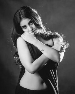 Ananya Nagalla Instagram - Who would think that this sensitive girl who can’t take a single judgment from anyone, will be strong enough to take all the negativity and still choose to move forward😊

Dreaming about being in the showbiz , doesn’t give you the right to say whatever you want

Let us be kind to each other!

MUA : @lakshmi_makeupartistry

Location : @studiorangasthalam 

@manishamallikarjun 

#ananyanagalla