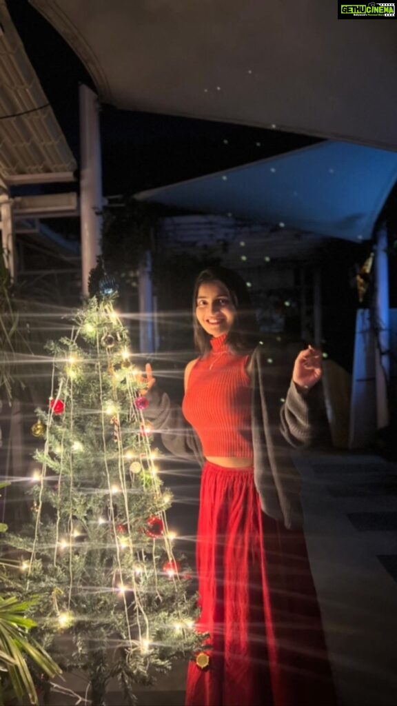 Ananya Nagalla Instagram - #christmas #ananyanagalla #instagram #reels