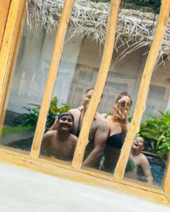 Anasuya Bharadwaj Instagram - Water you doing this Summer? ☀️😘

#WaterfulMornings like these >>>>> 

❤️🧿