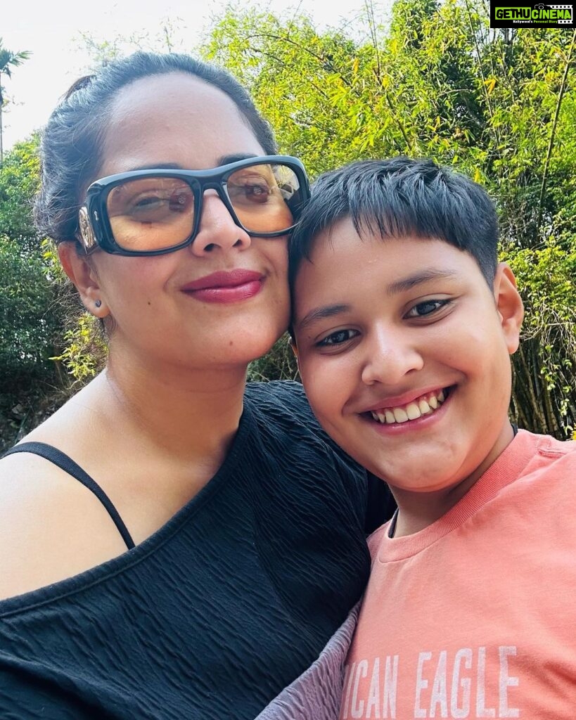 Anasuya Bharadwaj Instagram - Happy birthday mera baccha #ShauryaBharadwaj 🧿❤️ Time flew like in a snap! Can’t believe you stepped into the teenage!! 🧿 Needless to say.. This day will always hold the top of my best.. you are the reason I feel so strong as a Mother.. As its my birth as a Mother too and your Papa’s as a Father.... Happy birthday to us.. ❤️🧿 #LoveYoutoInfinityAndBeyond ♾️♥️🧿 @susank.bharadwaj 🥰