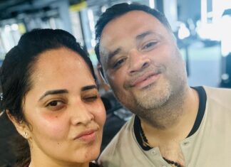 Anasuya Bharadwaj Instagram - Sunday Shenanigans ☀️ #MyTrueNorth ⬆️ ♥️♾️🧿
