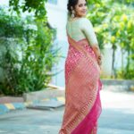 Anasuya Bharadwaj Instagram - There are many beautiful chapters left to your story..go as far as you can.. 🫰🏻 Also sabhiko Eid Mubarak 🌙✋🏻 Saree : Wearing my engagement saree after 15 years 🥰🧿 Jewellery : @kasturisilverjewellery MUA: @makeupbysiva 💄 HairStyle : @telusivakrishna 🪮 PC: @verendar_photography 📸 Celebrity management : @kalyansunkara @umediaentartainments 👨‍💼