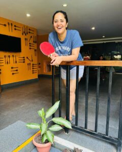 Anasuya Bharadwaj Instagram - Read the t-shirt for the quote 😏😁 #HappyTuesdayyall 🦋