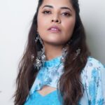 Anasuya Bharadwaj Instagram - “Blue”ming 🦋💙 @gaurinaidu ✨ @makeupbysiva 💄 @telusivakrishna 👩‍🦰 @valmikiramuphotography 📸 @kalyansunkara 🧑🏻‍💼 @umediaentartainments ⭐️