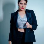 Anasuya Bharadwaj Instagram - Access to my energy is a privilege 🖤 For an event in Srikakulam 🤍 Styled by @rishi_chowdary 🤗 MUA : @makeupbysiva 💄 Hair : @telusivakrishna 👱‍♀️ Pic edits : @teamartviewworks 🥰 Earrings : @houseofqc ✨