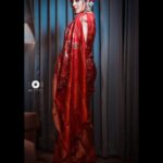 Anasuya Bharadwaj Instagram - Because perception is reality🫰🏻🌸🌺🌼 @lorifinejewellery 👑 @makeupbysiva 💄 @telusivakrishna 🌹 @rishi_chowdary 💫 @rkphotographyvizag 📸 @kalyansunkara 🧑🏻‍💼 @umediaentartainments 📒
