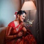 Anasuya Bharadwaj Instagram - Because perception is reality🫰🏻🌸🌺🌼 @lorifinejewellery 👑 @makeupbysiva 💄 @telusivakrishna 🌹 @rishi_chowdary 💫 @rkphotographyvizag 📸 @kalyansunkara 🧑🏻‍💼 @umediaentartainments 📒
