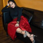 Anasuya Bharadwaj Instagram - Good vibes. New Feels. Old intentions. Same heart. ♥️ For an opening in #Rajamundhry 🥰 Outfit&Styling @sreemukhi.mekala 🎩 MUA @makeupbysiva 💄 Hairstyle @telusivakrishna ✔️ PC @moulichoudari 📸 Celebrity management @kalyansunkara 👨‍💼 @umediaentartainments 🤗