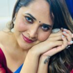 Anasuya Bharadwaj Instagram - Sometimes the best growth is not about money or status.. its within you.. the way you think.. the way you feel ♥️ And #Chikkaballapur !!! Weren’t you electrifying!! ⚡️💖 Outfit & Styling : Moi ! 💁🏻‍♀️ Accessories : @bcos_its_silver ✨ MUA: @makeupbysiva 💄 Hair Style : @telusivakrishna ☺️ PC: My baby sister @ambicakhasba 😘 @gnapikaentertainments 🥰