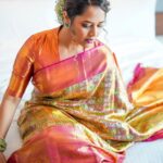 Anasuya Bharadwaj Instagram - Baby girl.. The magic is in you.. not in the way they see you 🪄 For @lucky_shopping_mall_ ‘s Grand Launch! #Peddapuram ❤️ @lucky_shopping_mall_ 🥻 @lorifinejewellery 👑 @makeupbysiva 💄 @telusivakrishna 🌸 @rishi_chowdary 💫 @moulichoudari 📸 @kalyansunkara 🧑🏻‍💼