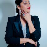 Anasuya Bharadwaj Instagram - Access to my energy is a privilege 🖤 For an event in Srikakulam 🤍 Styled by @rishi_chowdary 🤗 MUA : @makeupbysiva 💄 Hair : @telusivakrishna 👱‍♀️ Pic edits : @teamartviewworks 🥰 Earrings : @houseofqc ✨
