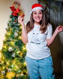 Anasuya Bharadwaj Instagram - Of Light and Laughter.. of Jingling bells and Twinkling eyes.. of Joy, Peace and Love.. Merry Christmaaaaas to Me, You and All !! 🎄🎅🏻🎊🎉🎁🍾🍷🥮🥧🥘😍❤️🧿

A special shoutout to the Santa @nikhilvijayendrasimha who throws the best of parties and brings Joyful moments ❤️🧿

PC: @teamartviewworks 🥰