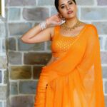 Anasuya Bharadwaj Instagram - Hustle and Heart 🧡 Thank you Proddatur!!! Your energy is infectious!! 🥰 Outfit & Styling : @gaurinaidu 🤩 Jewels : @lorifinejewellery 👑 MUA : @makeupbysiva 💄 Hairstyle : @telusivakrishna 💆🏻‍♀️ PC: @valmikiramuphotography 📸