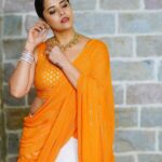 Anasuya Bharadwaj Instagram - Hustle and Heart 🧡 Thank you Proddatur!!! Your energy is infectious!! 🥰 Outfit & Styling : @gaurinaidu 🤩 Jewels : @lorifinejewellery 👑 MUA : @makeupbysiva 💄 Hairstyle : @telusivakrishna 💆🏻‍♀️ PC: @valmikiramuphotography 📸