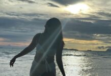 Anasuya Bharadwaj Instagram - As we reach the middle of June.. I don’t want the gram to miss some moments captured unfiltered.. totally glowing from the nature and from within me 🥰..from one of my most memorable trips this year so far 🌊🧜🏻‍♀️💙 PC: My very talented man @susank.bharadwaj 😘
