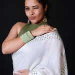 Anasuya Bharadwaj Instagram - #VimanamMovie is all yours to fly now!! Hope you will take off happy 🛫🫰🏻 and touch down moist and heavy ❤️ 🥺🥹 #Sumathi #VimanamFromJune9th #InTheatresNow ❤️ PC: @valmikiramuphotography
