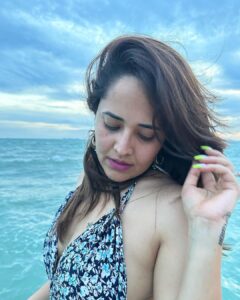 Anasuya Bharadwaj Instagram - POV : I am looking at you looking at me 👀🧜🏻‍♀️💙