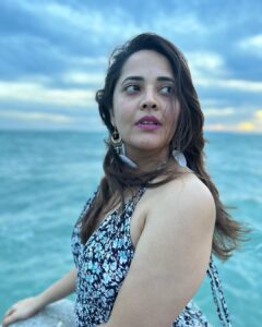 Anasuya Bharadwaj Instagram - POV : I am looking at you looking at me 👀🧜🏻‍♀️💙