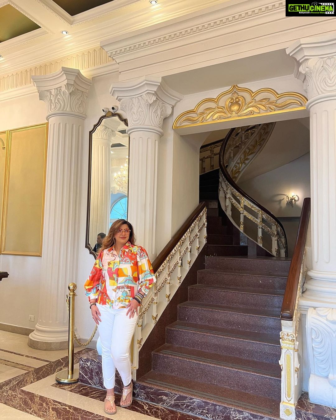 Anisha Hinduja Instagram - "Indulging in the luxurious beauty of Kathmandu, where every moment feels like a dream β¨ποΈπ
#LuxuryTravel #Kathmandu #Nepal" #dream #cometrue #happiness #gratitude Bouddhanath Stupa