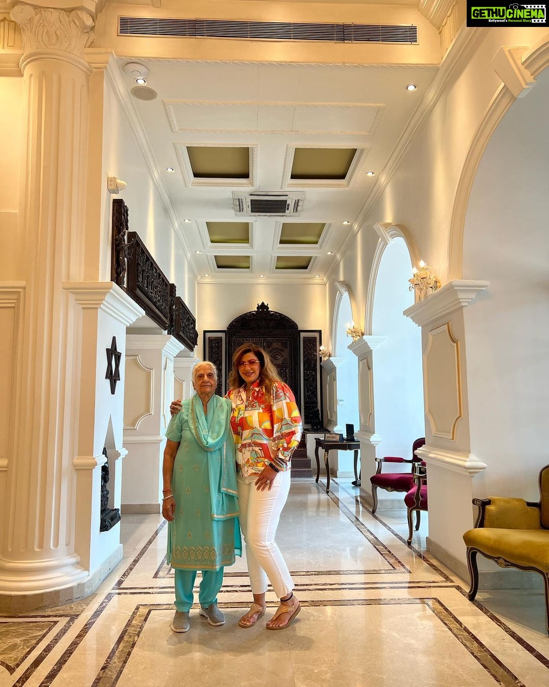 Anisha Hinduja Instagram - "Indulging in the luxurious beauty of Kathmandu, where every moment feels like a dream β¨ποΈπ
#LuxuryTravel #Kathmandu #Nepal" #dream #cometrue #happiness #gratitude Bouddhanath Stupa