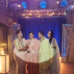 Anisha Hinduja Instagram - "Madness runs in the family, but at least we have each other to keep the insanity going! 😜👨‍👩‍👧‍👦 #MadFamily #CrazyCrew #FamilyLove" The luthra ladies are back 🤩 #kundalibhagya By the way 🧐🧐did you miss me ????????