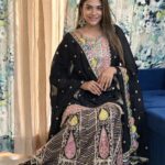 Anjum Fakih Instagram - Is Eid ke mauke par mere chahnewalo ke liye ek chota sa Nazrana… #eidulfitrmubarak #Eid2023 #Eidmubarak #AnjumFakih ❤️❤️❤️