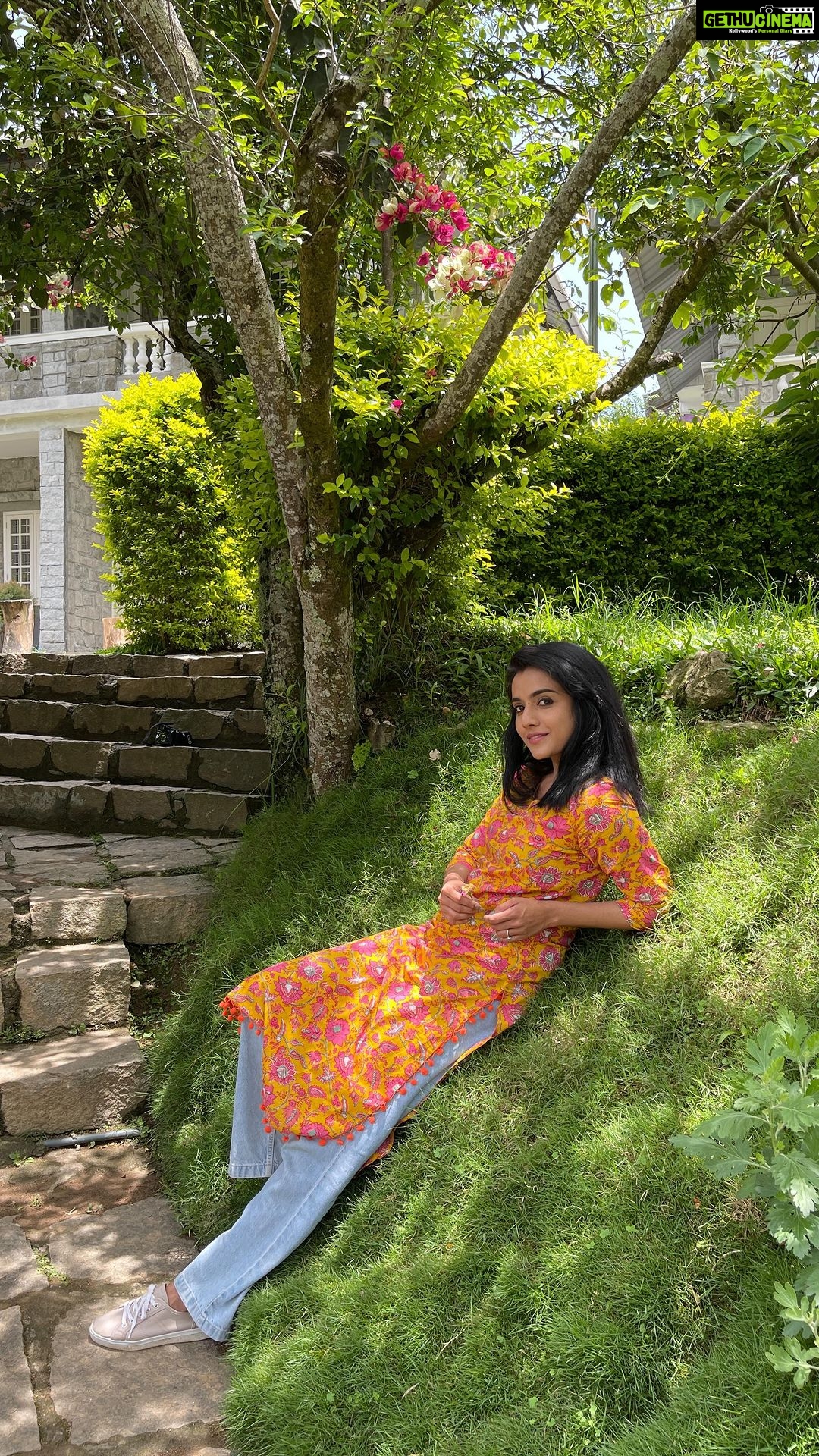 Ann Sheetal Instagram - Home away from home @nexstay_ministers_mansion Definitely THE BEST PLACE to escape this summer heat and be nestled in a piece of heaven ❤️ 📌Kanthaloor @_nexstay . . . #kanthaloor #idukki #marayoor #vibe #wander #summerretreat #homeawayfromhome #paradise Kanthalloor- Marayoor