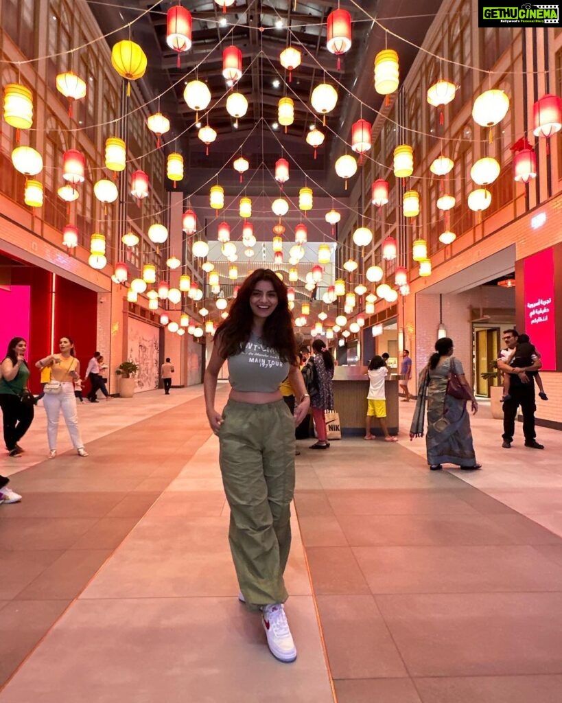 Anveshi Jain Instagram - ✨✨✨❤️‍🔥 China Town