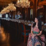 Anveshi Jain Instagram - I love a silent story that goes around without being told or bragged about.. you see it in someone eyes or in their excitement when they do something that they loved doing but couldn’t make it their professions due to circumstances .. you see it when they speak about their doings in past tenses as if they believe nothing can ever change for them now .. Main @kvrao411 ji se mili jo ki ek wonderful job main hai and the entire Falaknuma palace speaks about him with great regards that Rao sahab ko sare shooting angles pata hai , unse photos click karana . dekhiye pics ..lagta to nahi ki inki sirf framing acchi hai , inka Photography ke liye pyaar alag hi dikha mujhe to socha aapse bhi share karu ki kaam chahe jo bhi aap karein lekin kehte hai na - “ Jaha Chah , waha rah! “ kahi bhi rehke , hum kuch bhi kar sakte hai aur kabhi bhi miracles ho sakte hai ! Taj Falaknuma Palace, Hyderabad