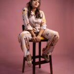 Aparna Balamurali Instagram - Stylist : @stylingbyafsheenshajahan Shot by : @_pixel.ninja_ Wearing : @amkastudio Jewellery : @adorebypriyanka Edited by : @pournami_mukesh_photography Assistant Stylist : @_aleenaraju Studio : @thehouseofloc
