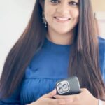 Aparna Balamurali Instagram - Here’s to relationships that go beyond just apps. #RishtaAapSeHaiSirfAppSeNahi #Rishta #FederalBank #PerfectBankingPartner #MostAdmiredBank #customer #testimonial