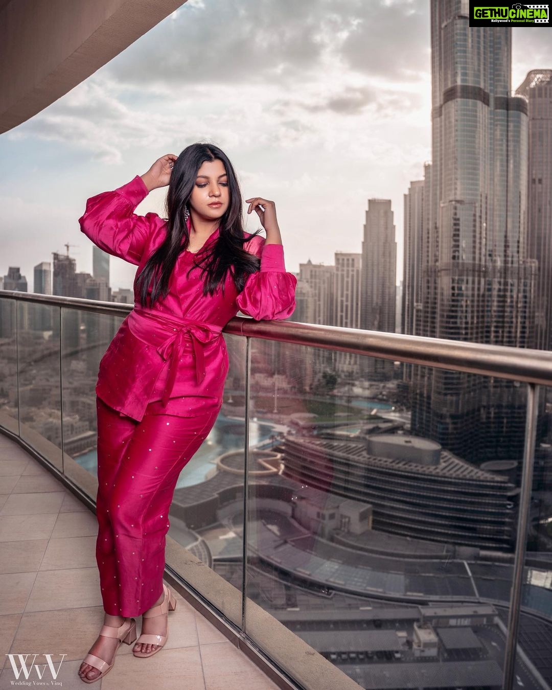 Aparna Balamurali Instagram - Styled by: @nikhitaniranjan Outfit: @labelkomalshah Clicked by: @mr.viee Dubai, United Arab Emirates